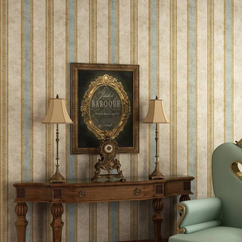 Papier peint tapisserie baroque à rayures et ornements beige — intissé mat premium