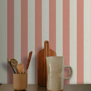 Papier peint tapisserie à rayures framboise et blanc - Papierpeint - panoramique.fr